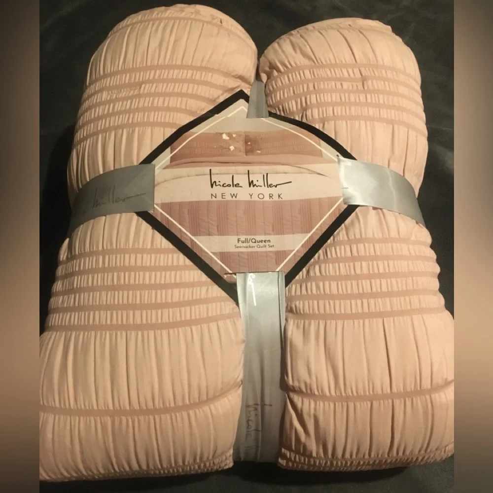 Nicole Miller Pink Comforter Set